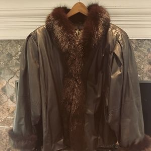 Size Large - Like New - Deep Chocolate Brown Leather and Fox Trimmed Jacket